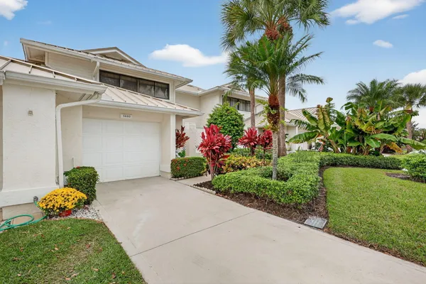 $525,000 | 5650 Southeast Foxcross Place, Stuart, FL 34997
