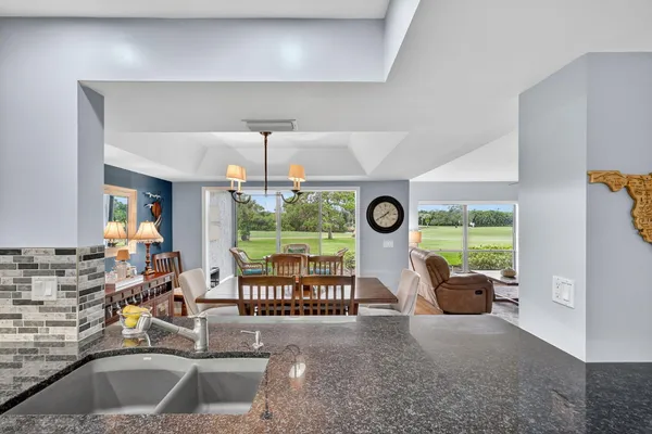 $525,000 | 5650 Southeast Foxcross Place, Stuart, FL 34997