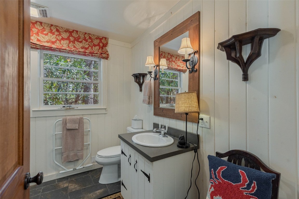 131 Horse Cove Ranch Road Highlands, NC 28741 - Photo 16 of 30 Gallery Image 16
