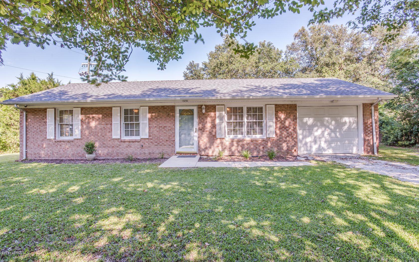 1010 Spring Branch Road Wilmington, NC 28405 - Photo 1 of 22 21