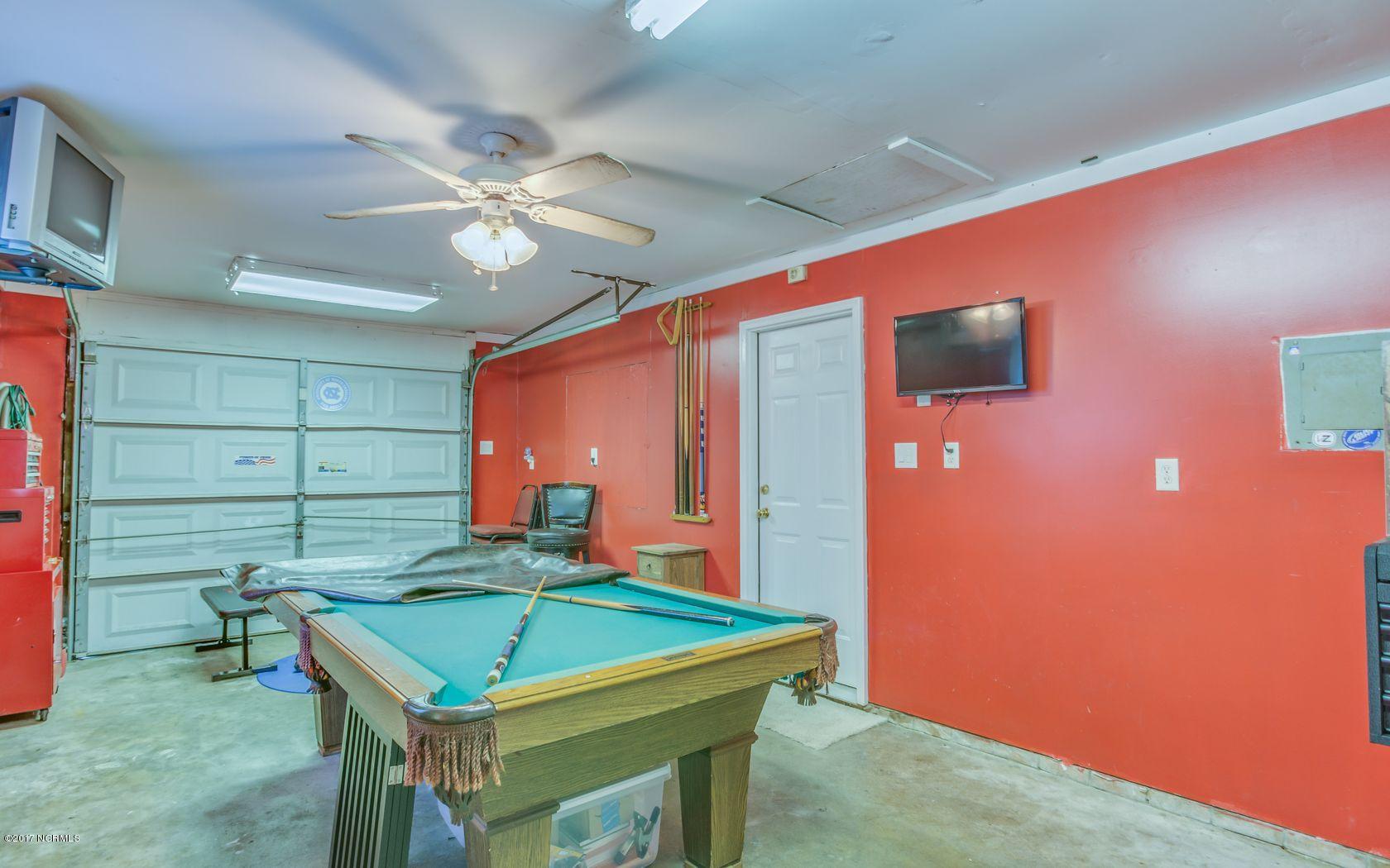 1010 Spring Branch Road Wilmington, NC 28405 - Photo 17 of 22 14