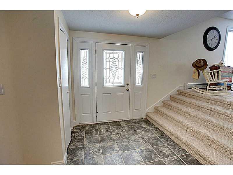 655 Arlington Road Bellefontaine, OH 43311 - Photo 2 of 25