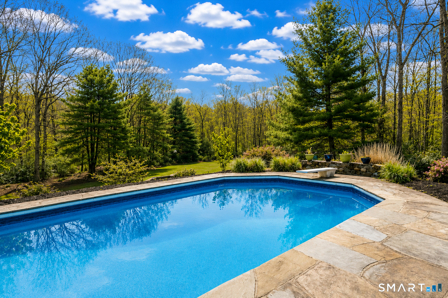 193 R Blue Hills Road Durham, CT 06422 - Photo 3 of 30 a view of swimming pool with a yard