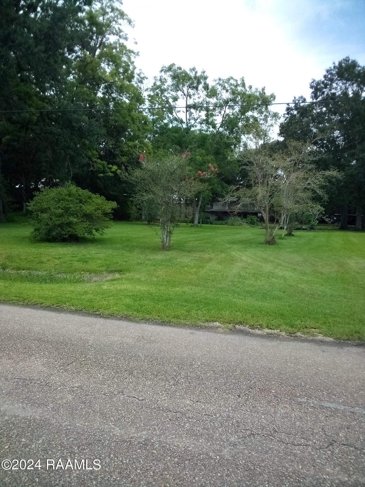 4903 Dolphin New Iberia, LA 70560 - Photo 6 of 7 43DD019B-5D25-4CBD-93A7-12A55534FDB5