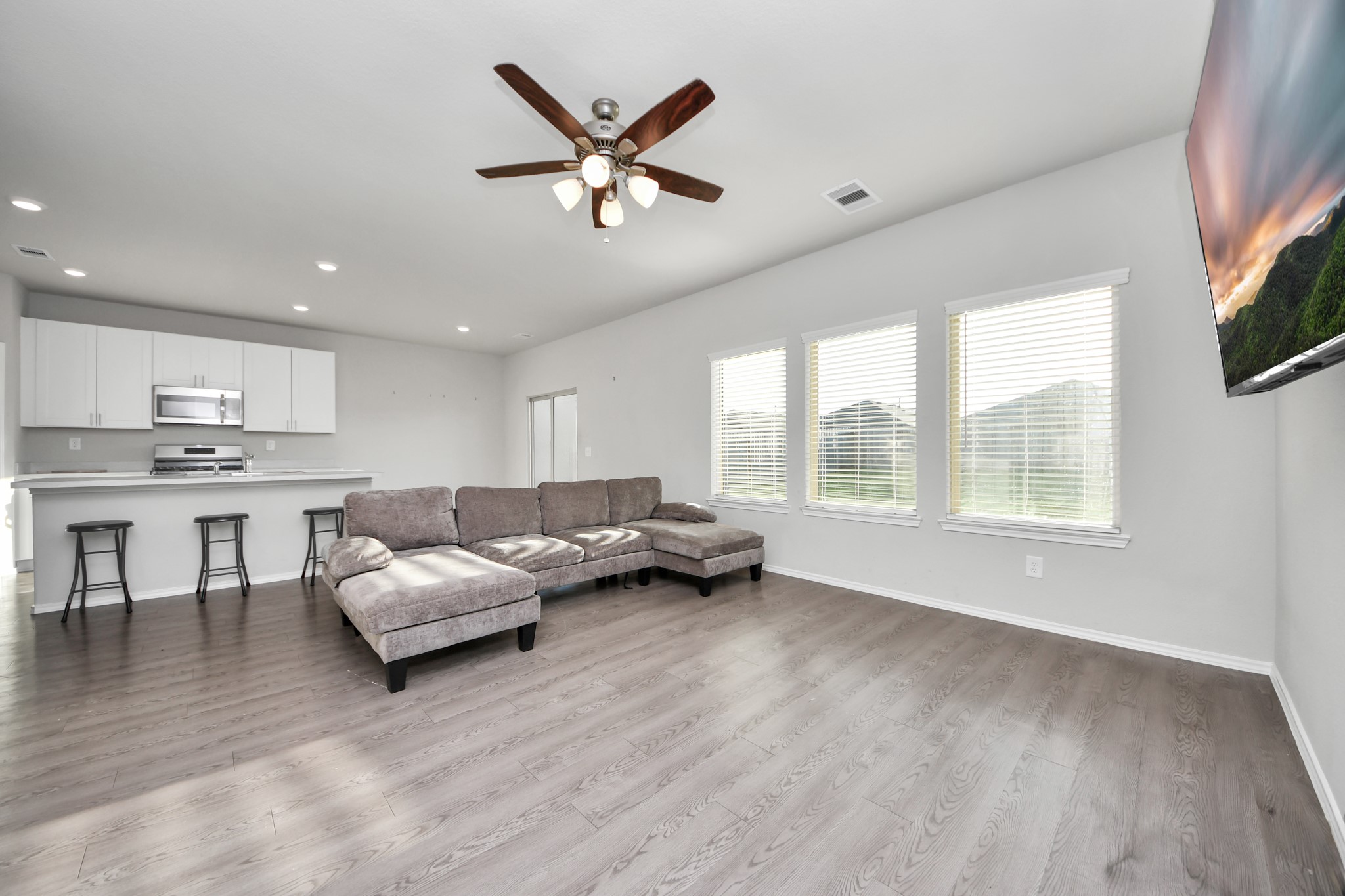 21738 Rustic River Ranch Avenue Waller, TX 77484 - Photo 7 of 24