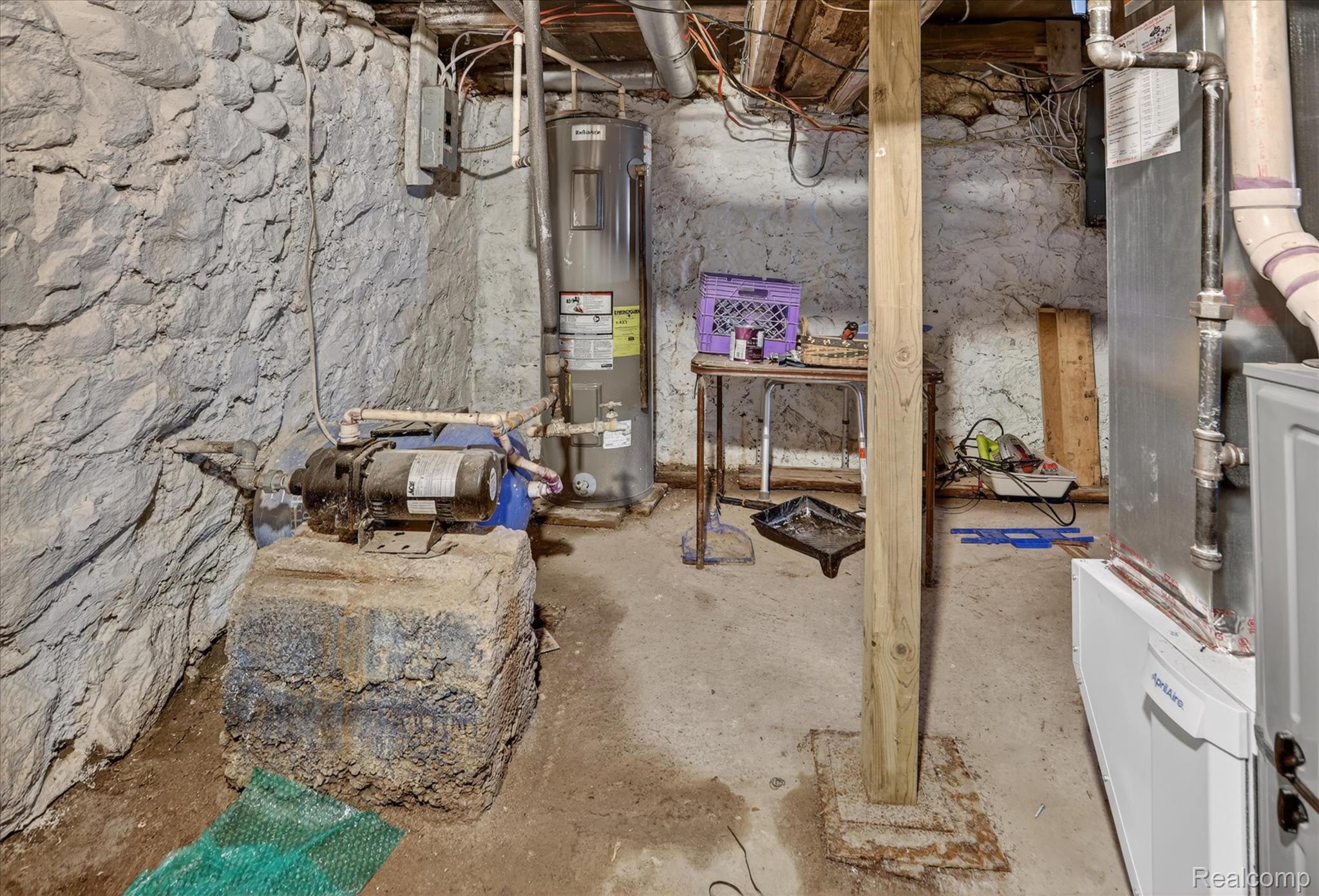 7950 Mayville Road Marlette, MI 48453 - Photo 26 of 50 26-7950-Mayville-Rd-WindowStill.jpg