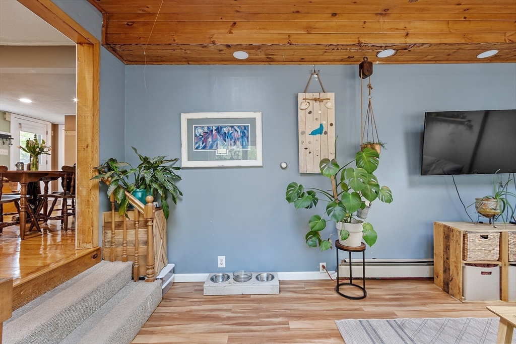 7 Squannacook Terrace Townsend, MA 01469 - Photo 31 of 36