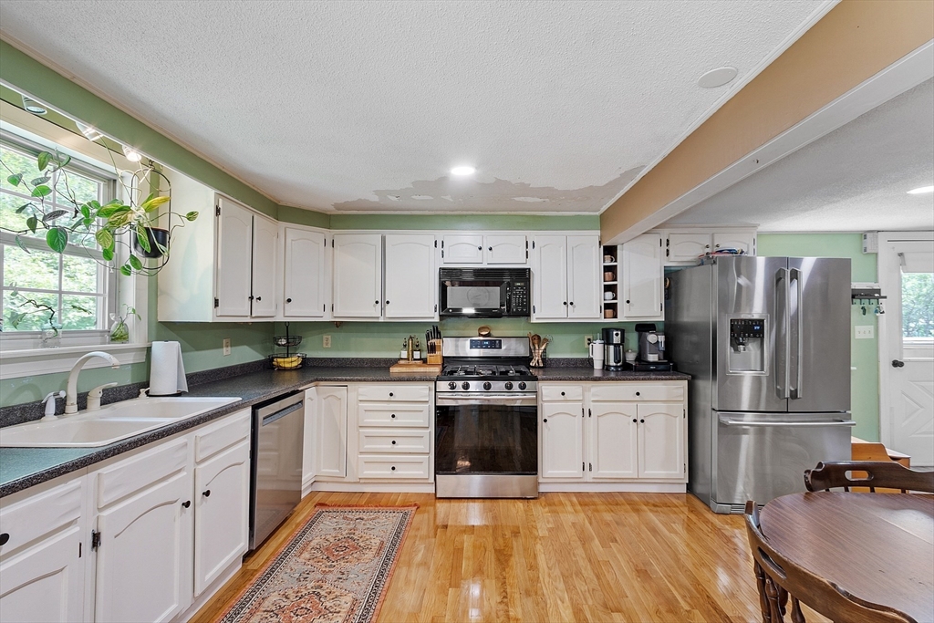 7 Squannacook Terrace Townsend, MA 01469 - Photo 6 of 36