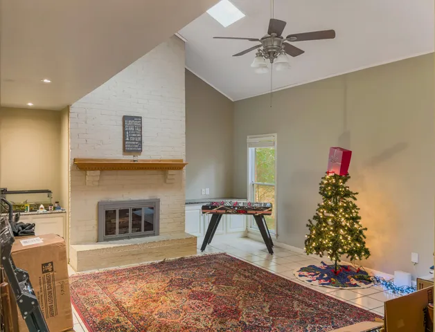 $2,300 | 104 Dawnshire Court, Summerville, SC 29485