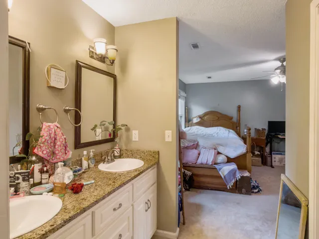 $2,300 | 104 Dawnshire Court, Summerville, SC 29485