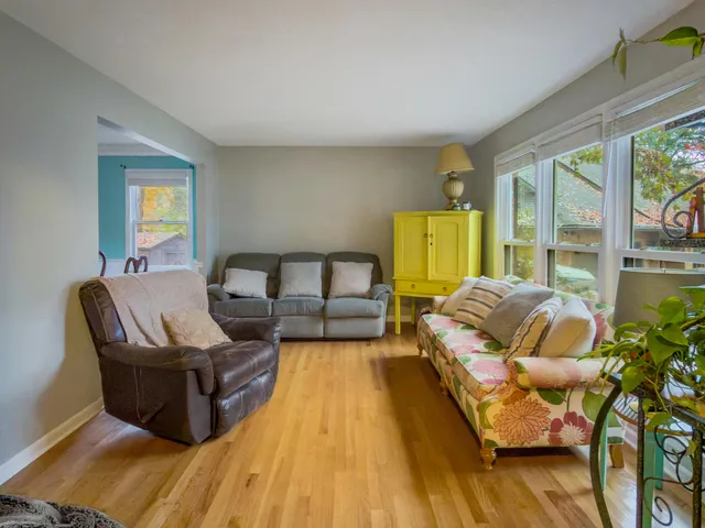 $2,300 | 104 Dawnshire Court, Summerville, SC 29485