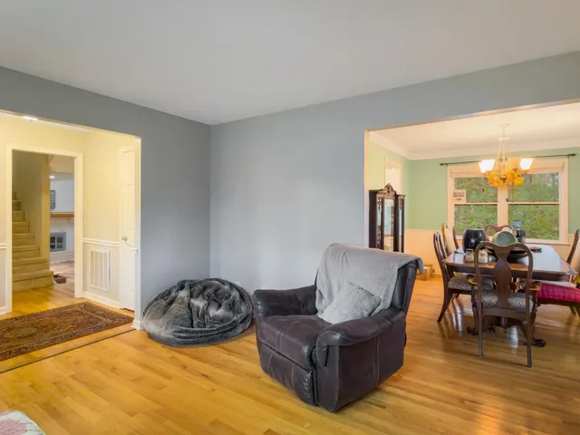 $2,300 | 104 Dawnshire Court, Summerville, SC 29485