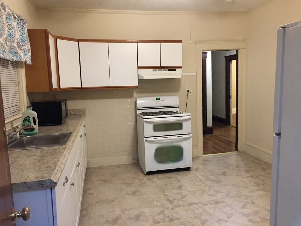 56 Westmore Road Boston, MA 02126 - Photo 7 of 23 Gallery Image 7