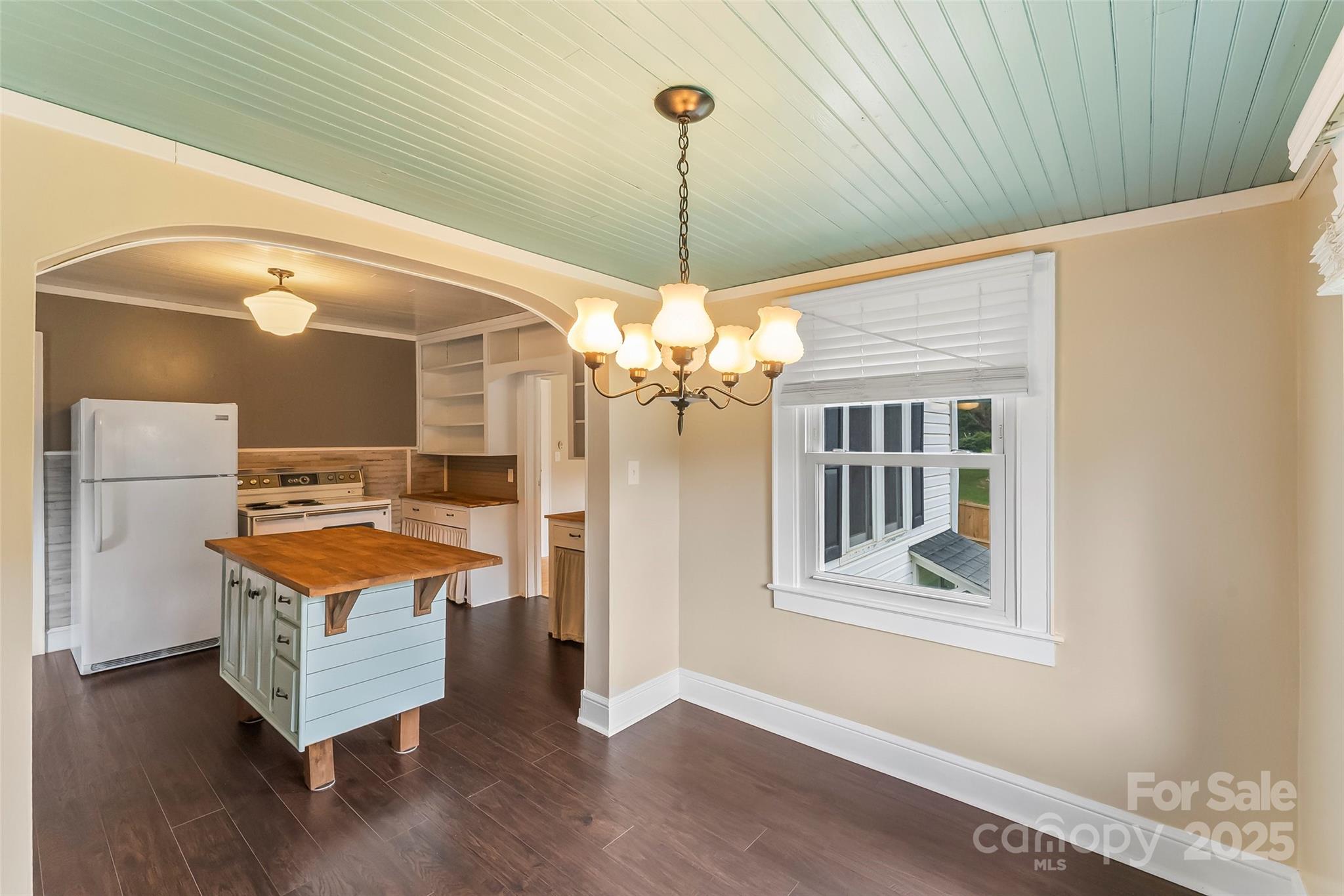 497 Ridge Road Marion, NC 28752 - Photo 13 of 39 Gallery Image 13
