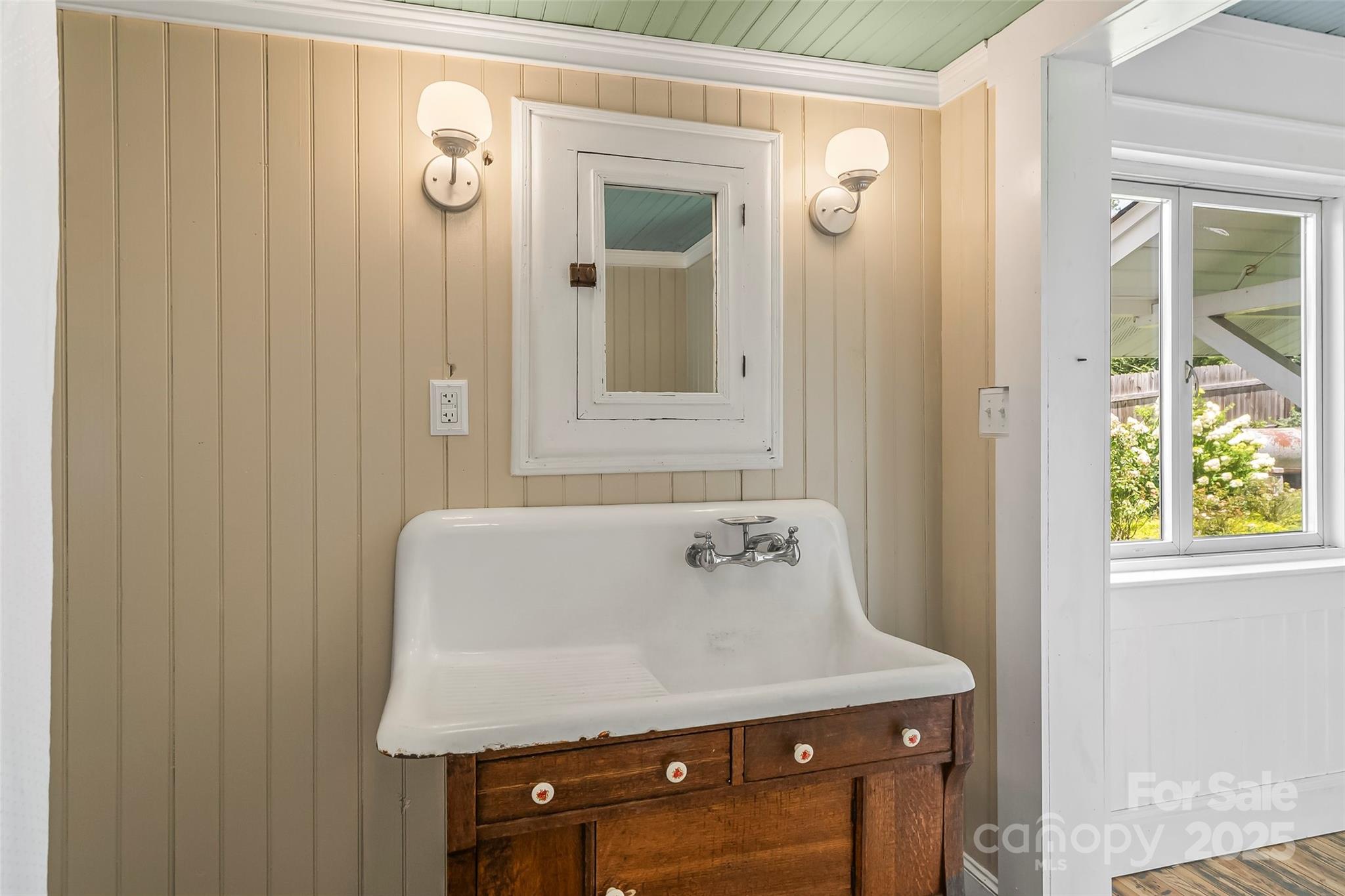 497 Ridge Road Marion, NC 28752 - Photo 21 of 39 Gallery Image 21