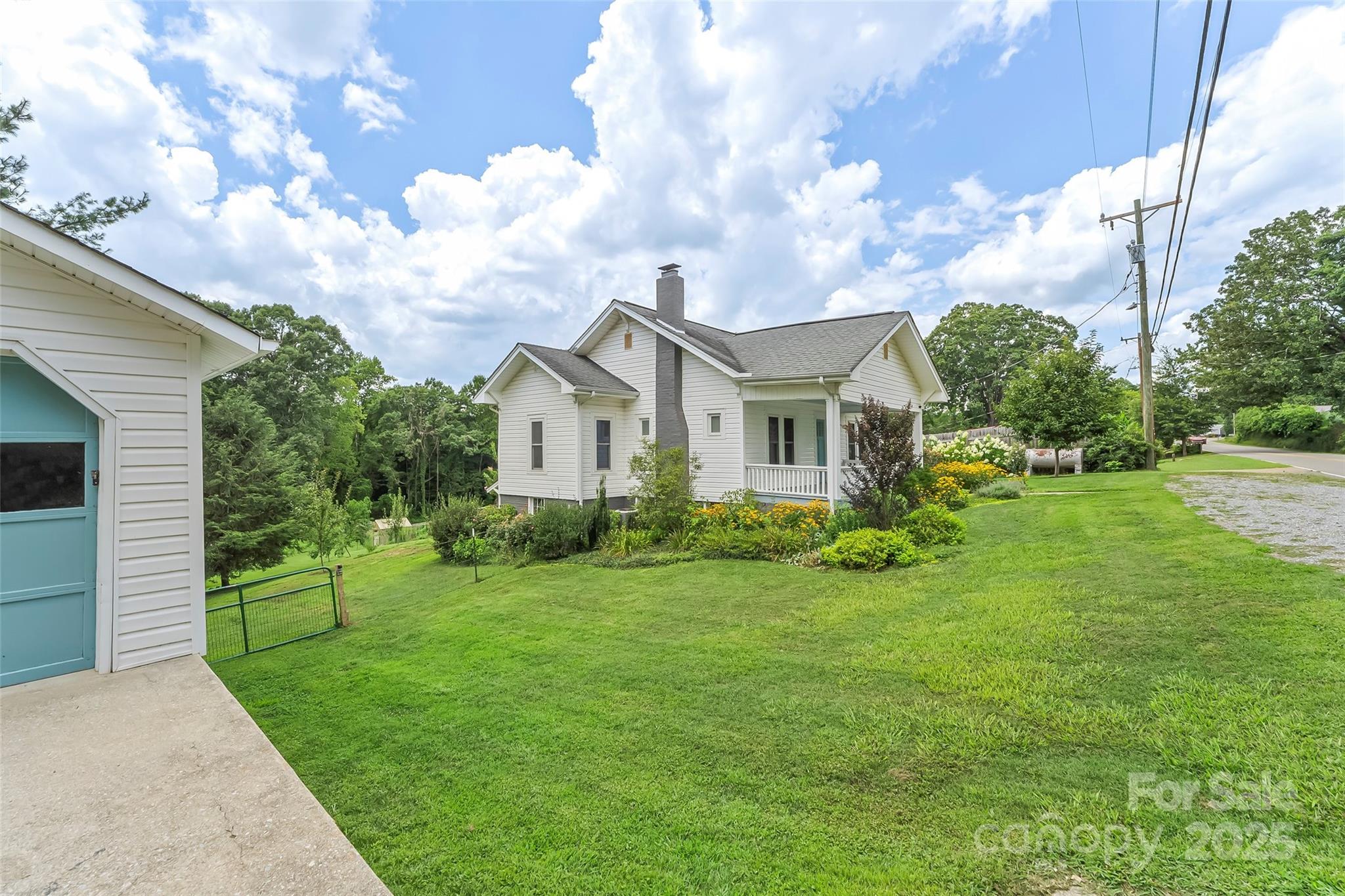 497 Ridge Road Marion, NC 28752 - Photo 27 of 39 Gallery Image 27