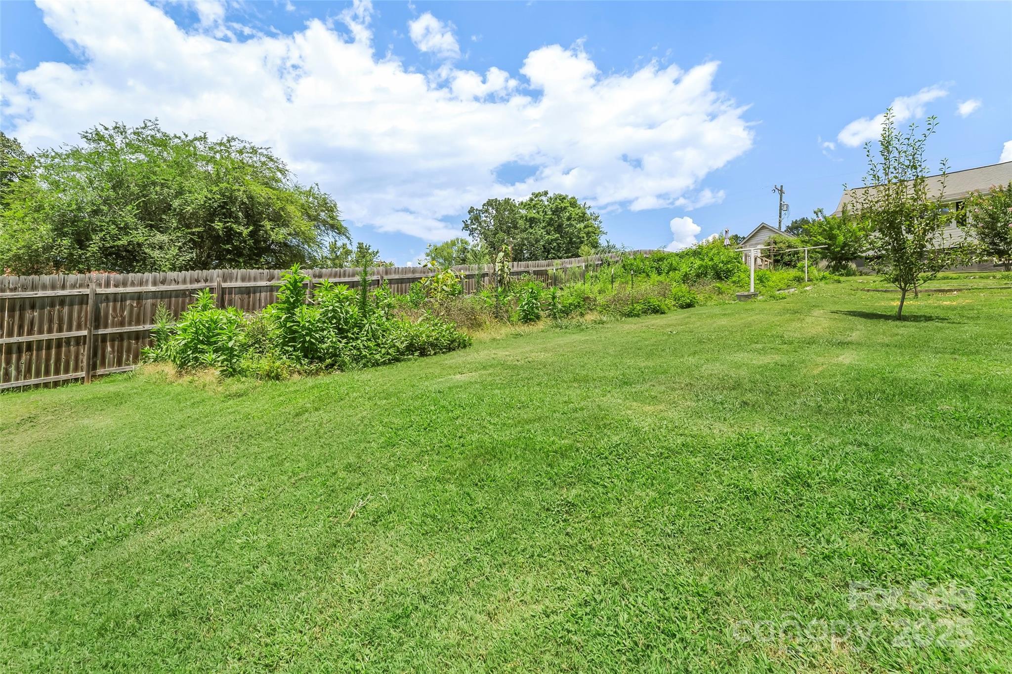 497 Ridge Road Marion, NC 28752 - Photo 28 of 39 Gallery Image 28