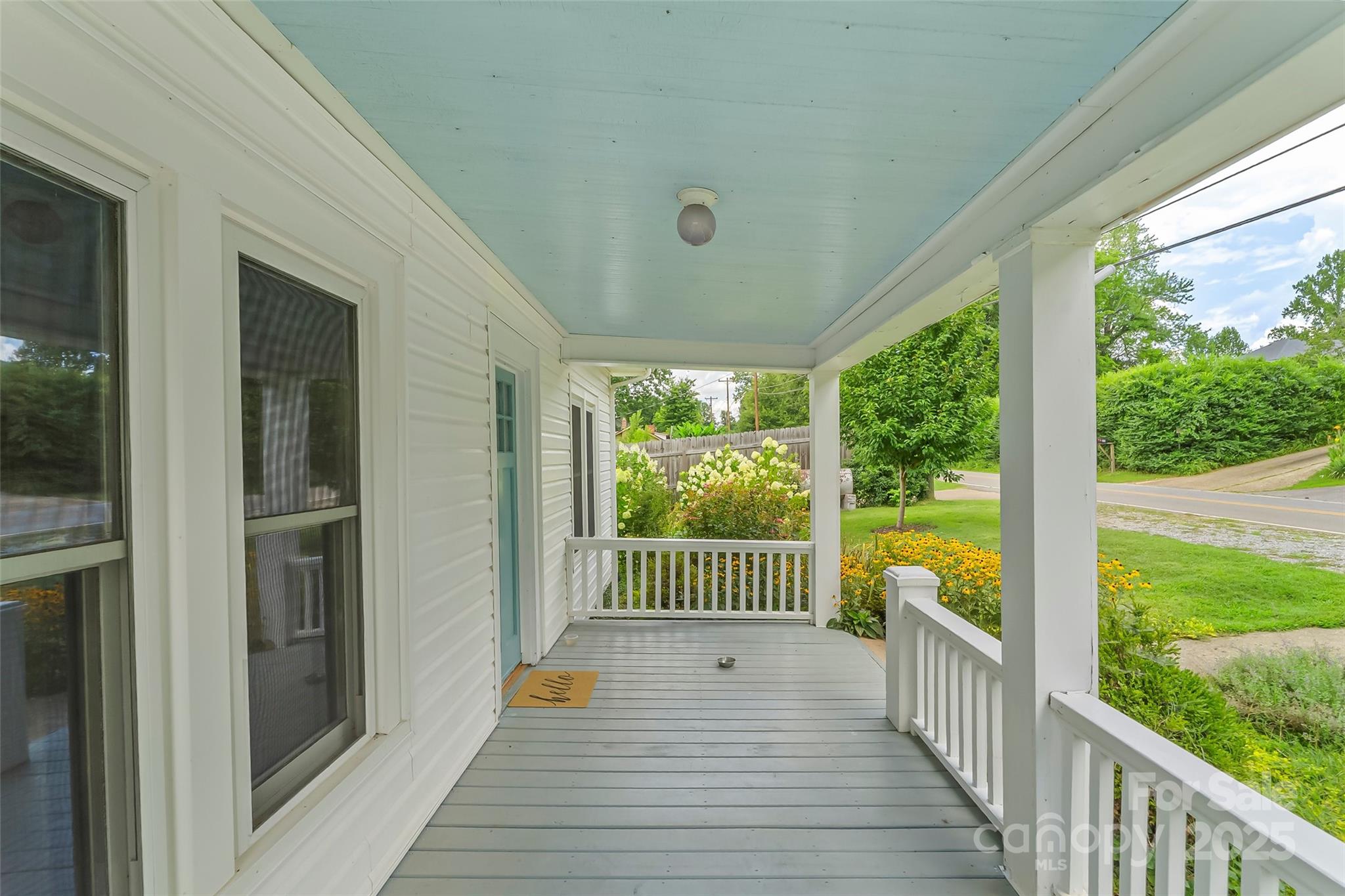 497 Ridge Road Marion, NC 28752 - Photo 3 of 39 Gallery Image 3