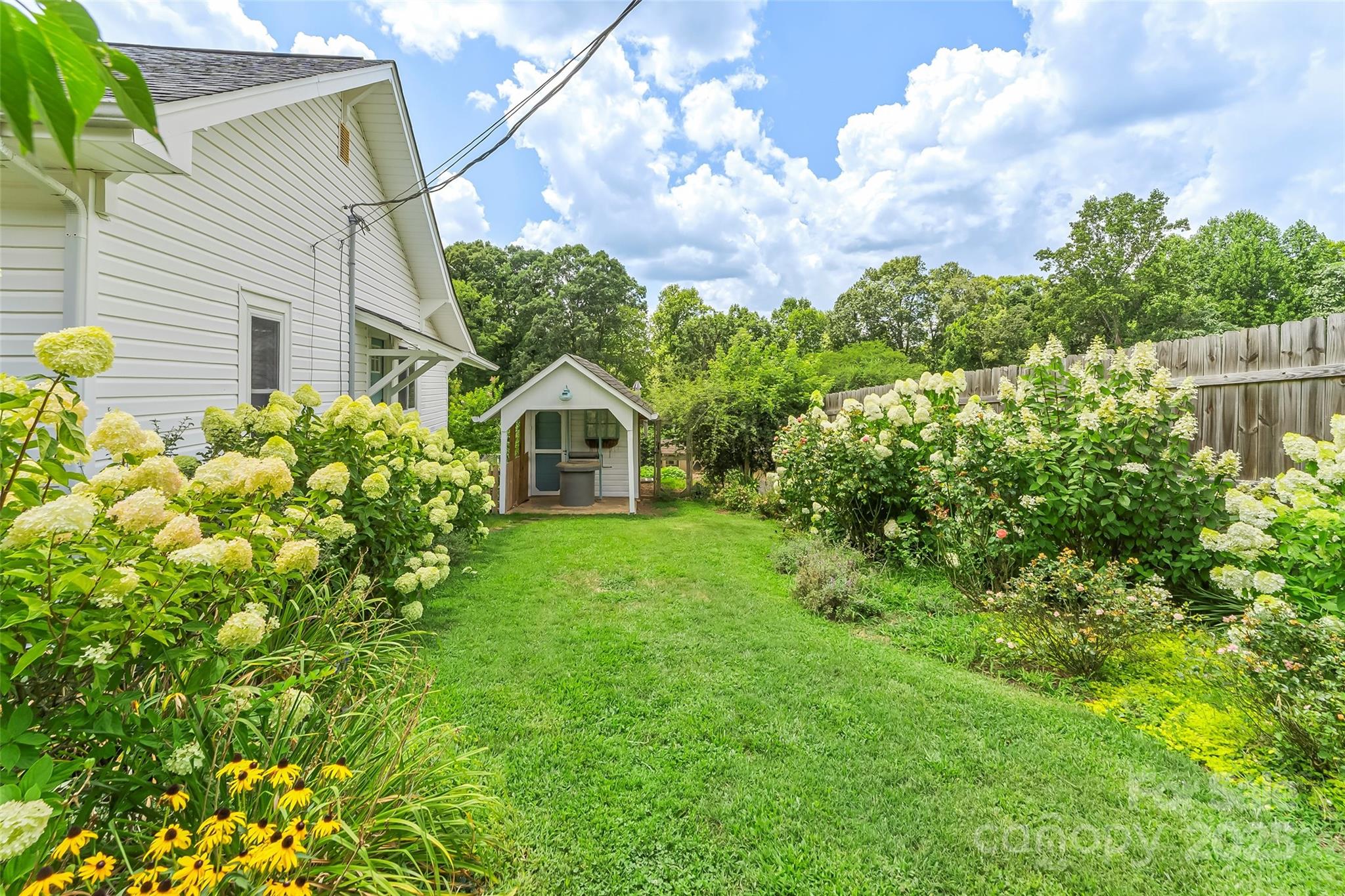 497 Ridge Road Marion, NC 28752 - Photo 36 of 39 Gallery Image 36