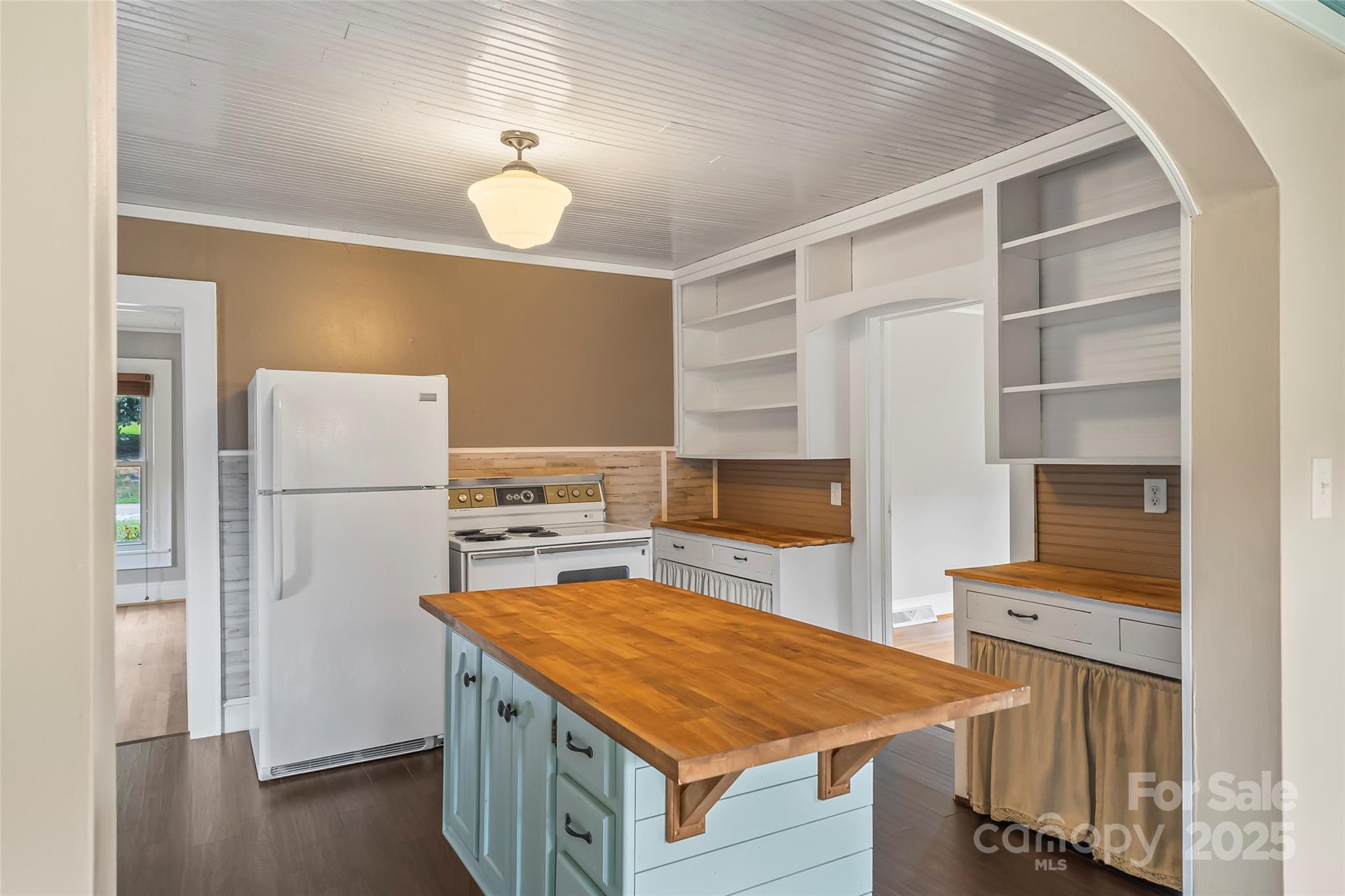 497 Ridge Road Marion, NC 28752 - Photo 10 of 39 Gallery Image 10