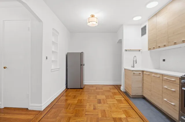 $265,000 | 860 Grand Concourse, Unit 5P | Concourse Village