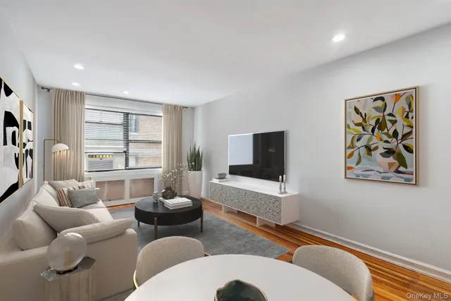 $320,000 | 90 Schenck Avenue, Unit 2L, Great Neck, NY 11021