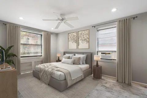 $320,000 | 90 Schenck Avenue, Unit 2L, Great Neck, NY 11021