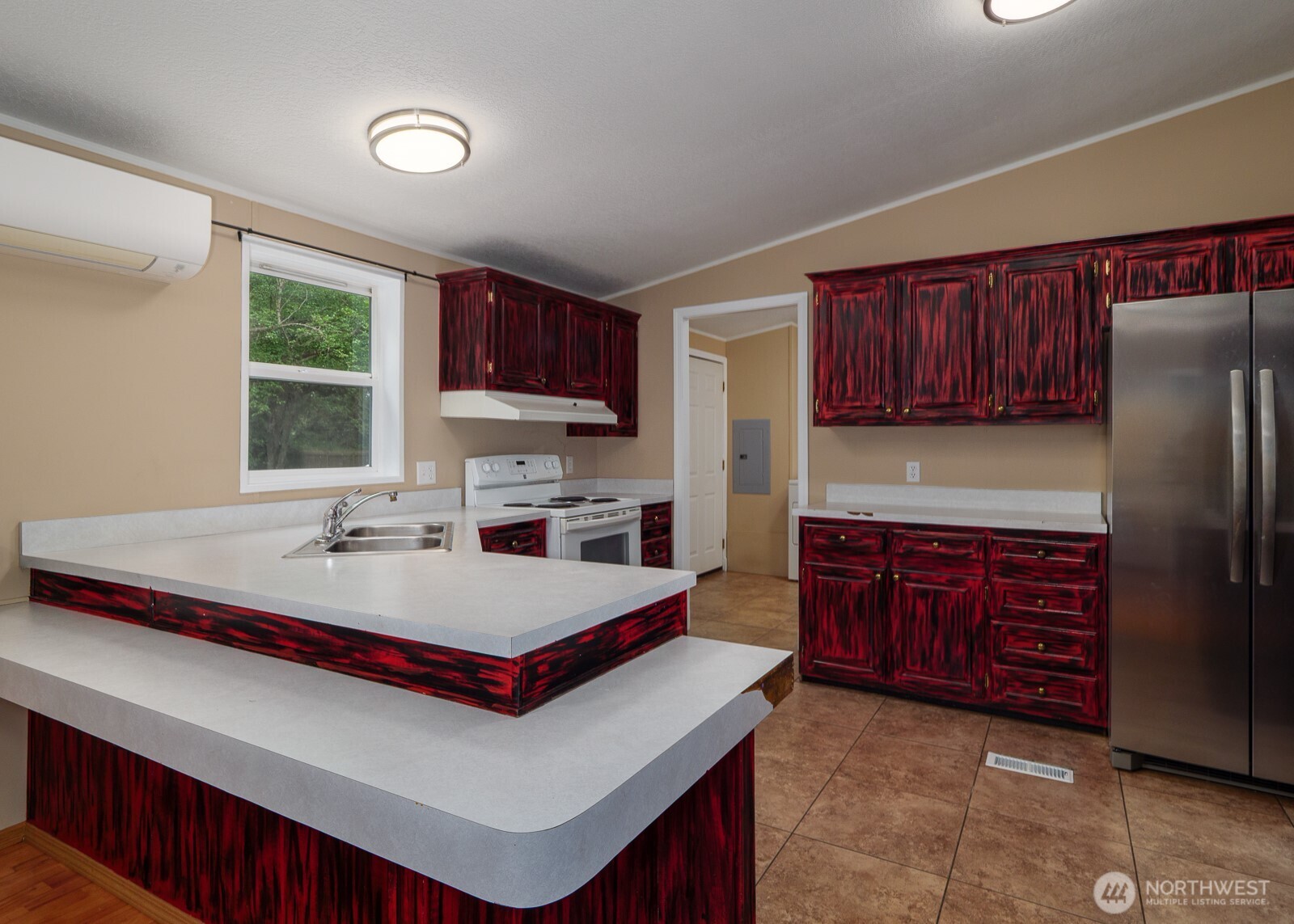 3360 Woodcock Road Sequim, WA 98382 - Photo 5 of 40