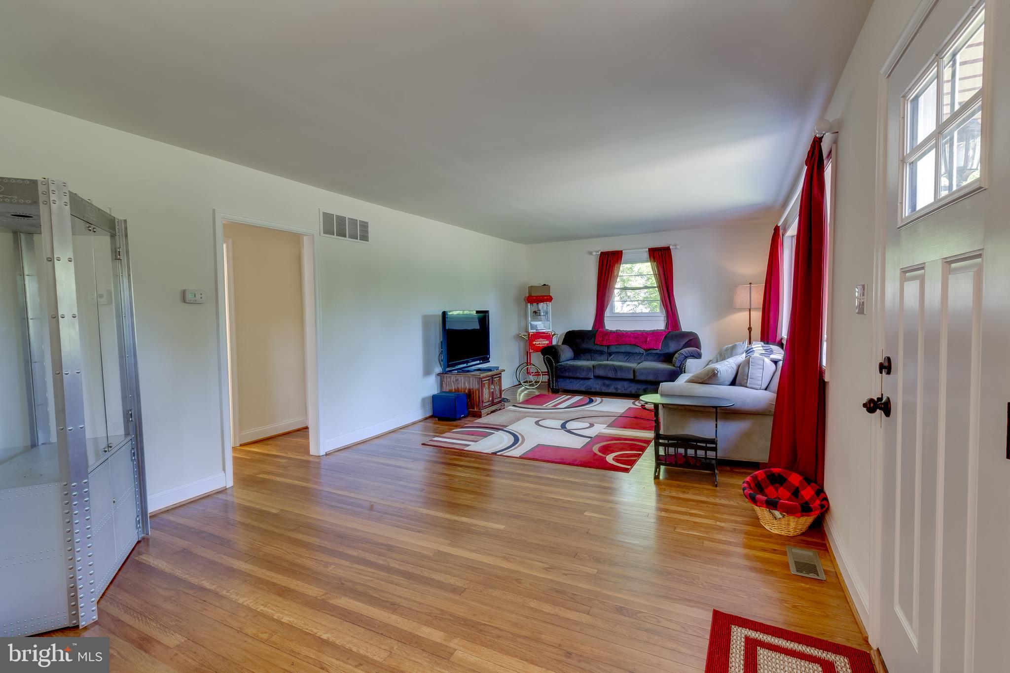 676 Jackson Road Atco, NJ 08004 - Photo 7 of 26 Gallery Image 7