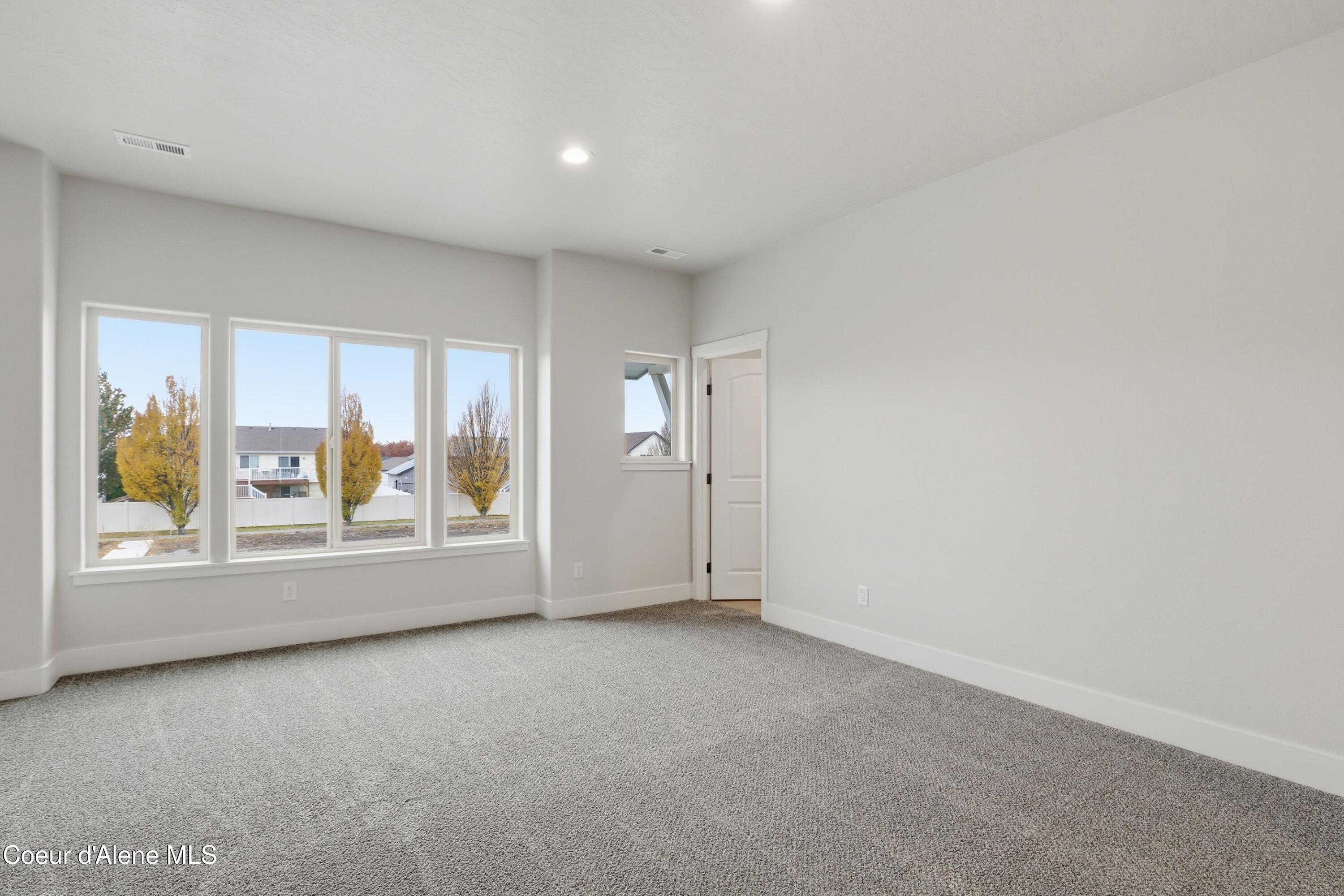 661 North Creative Way Post Falls, ID 83854 - Photo 12 of 21 661 N Creative Way