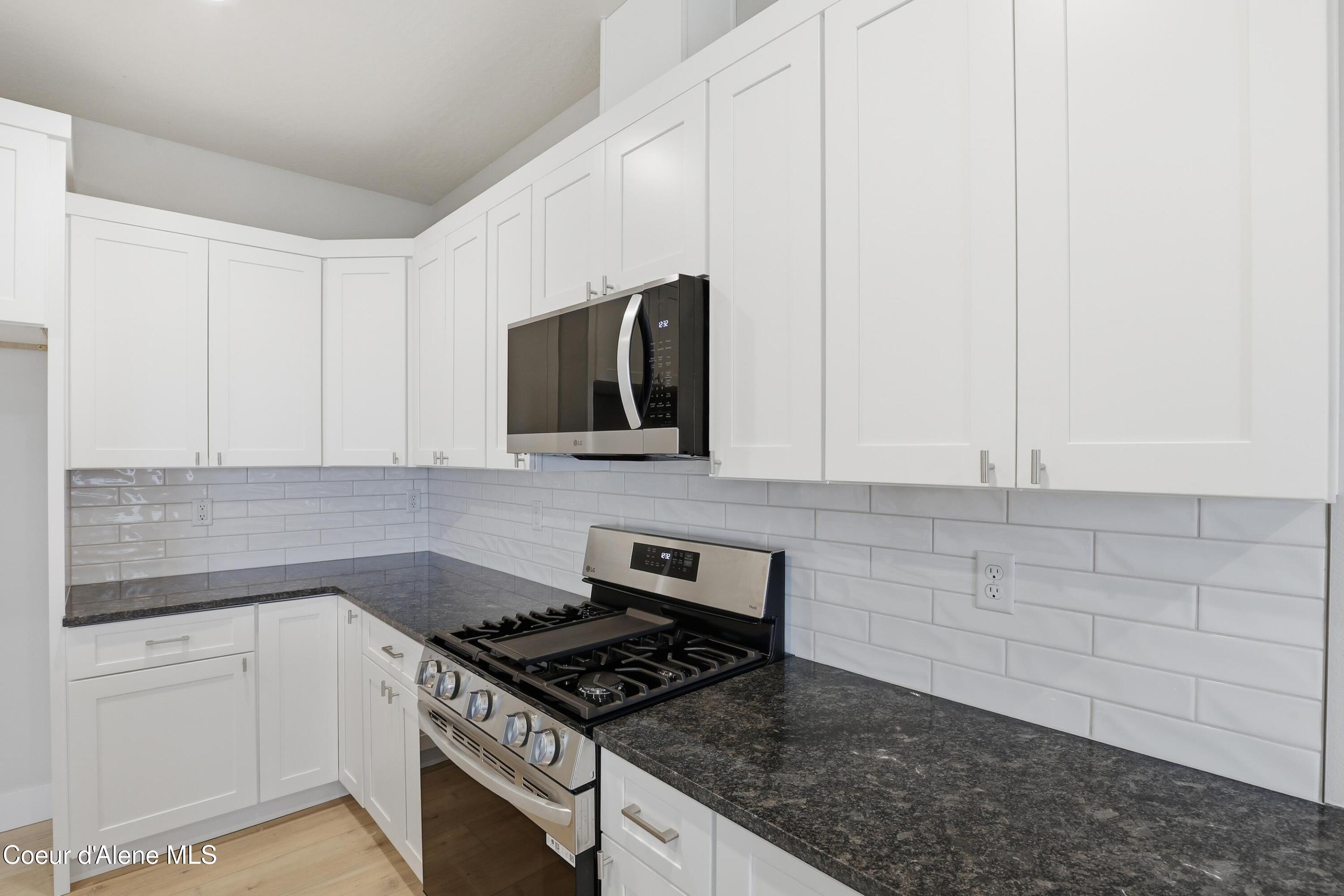 661 North Creative Way Post Falls, ID 83854 - Photo 9 of 21 661 N Creative Way