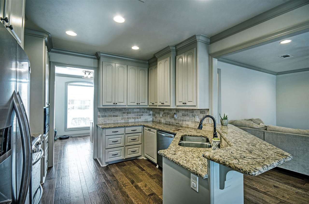 302 Emerald Way Brandon, MS 39047 - Photo 13 of 28 Photo 14
