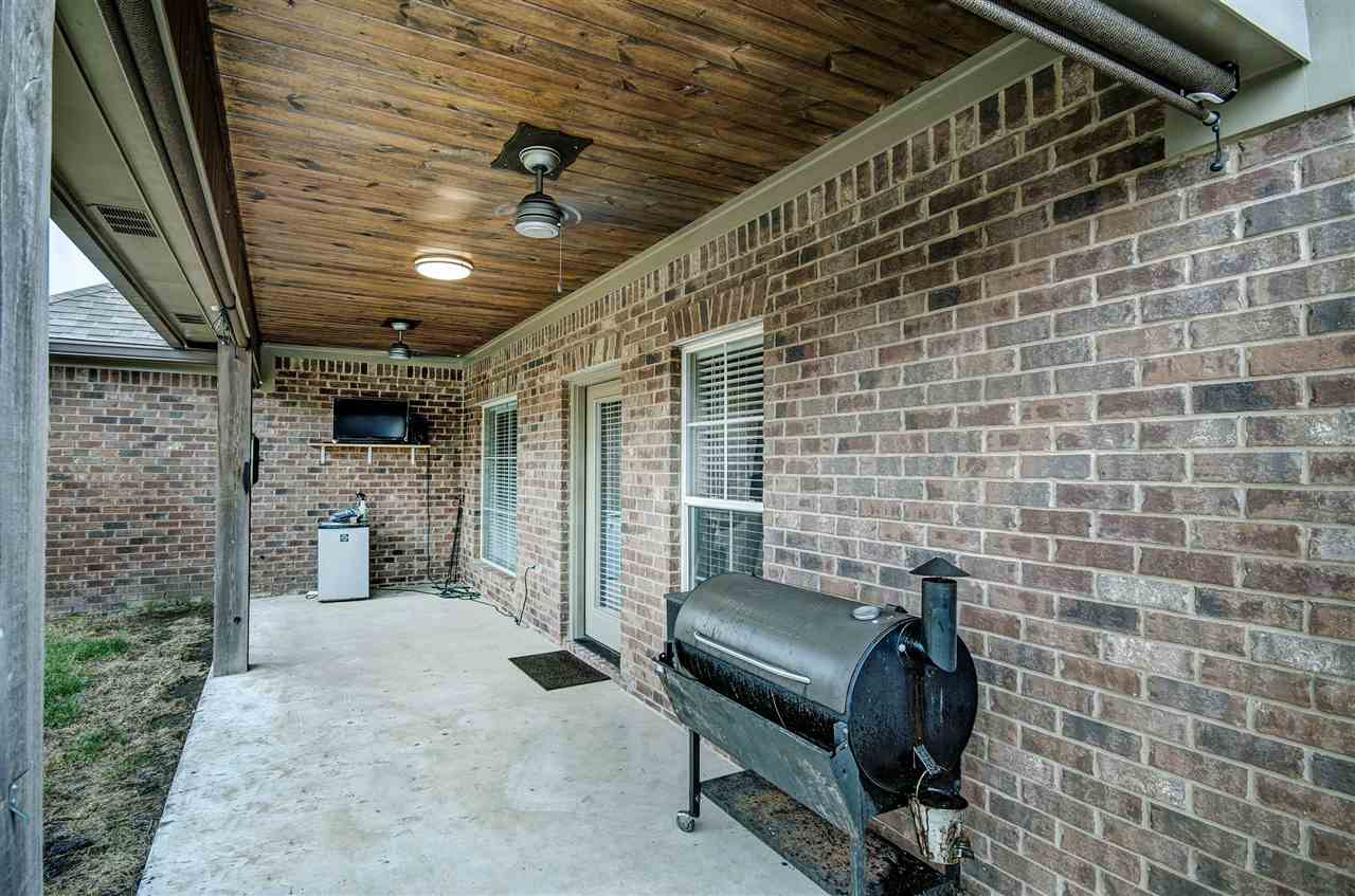 302 Emerald Way Brandon, MS 39047 - Photo 4 of 28 Photo 5