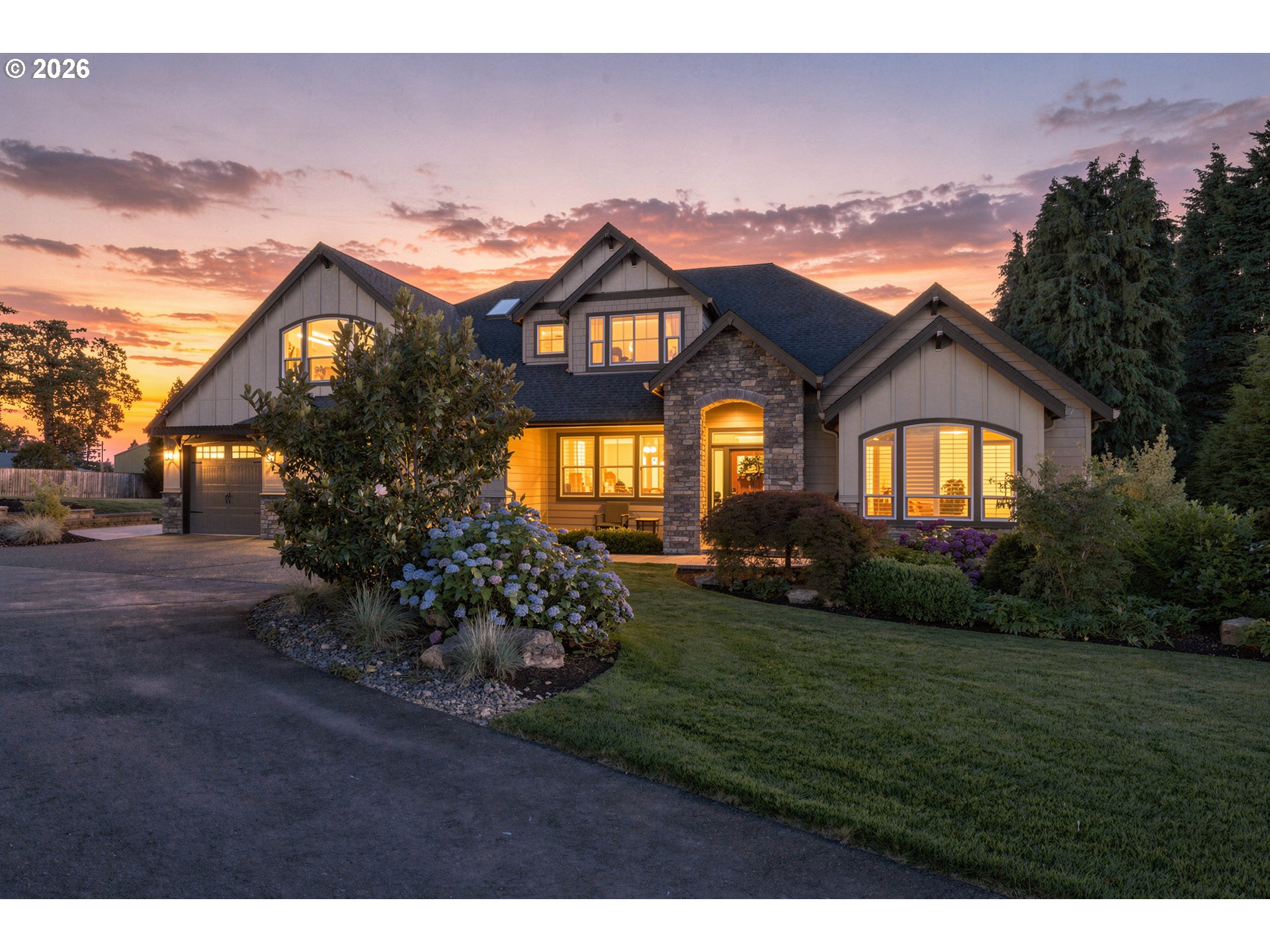 4197 Reed Street West Linn, OR 97068 - Photo 2 of 48 Gallery Image 2