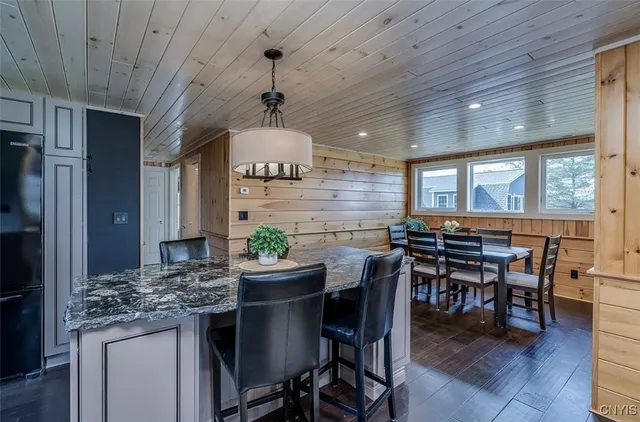 $599,000 | 37000 Rock Beach Road North, Cape Vincent, NY 13624