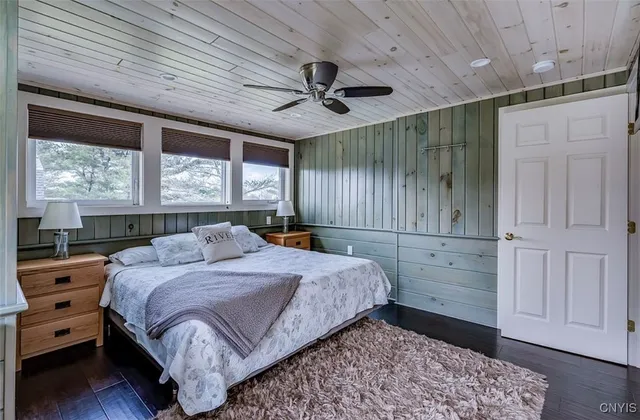 $599,000 | 37000 Rock Beach Road North, Cape Vincent, NY 13624