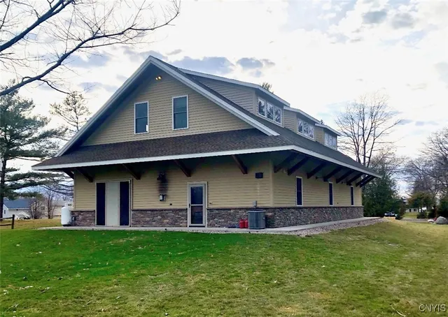 $599,000 | 37000 Rock Beach Road North, Cape Vincent, NY 13624