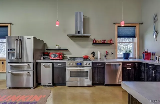 $599,000 | 37000 Rock Beach Road North, Cape Vincent, NY 13624