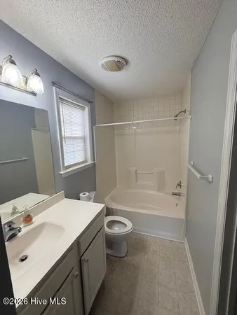 $1,700 | 200 Commons Court, New Bern, NC 28560