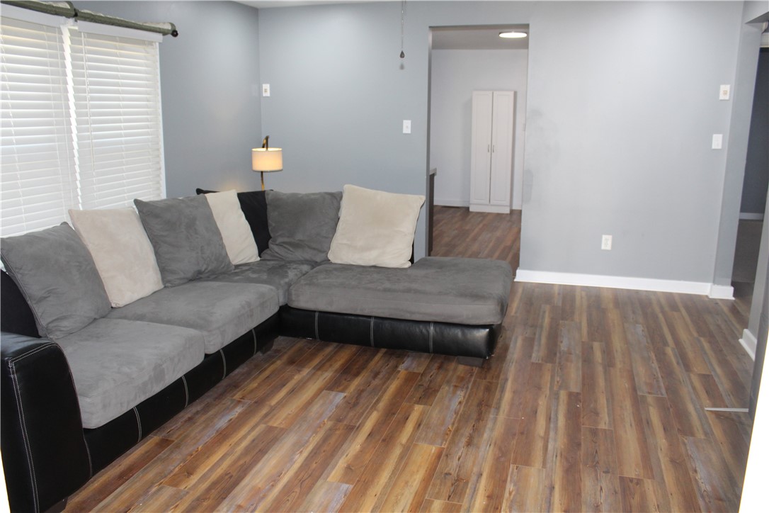 308 Drake Circle Anderson, SC 29624 - Photo 5 of 28 Gallery Image 5