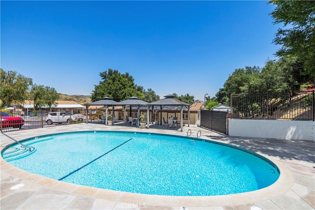 30000 Hasley Canyon Road, Unit 44 Valencia, CA 91384 - Photo 26 of 29 Community Pool
