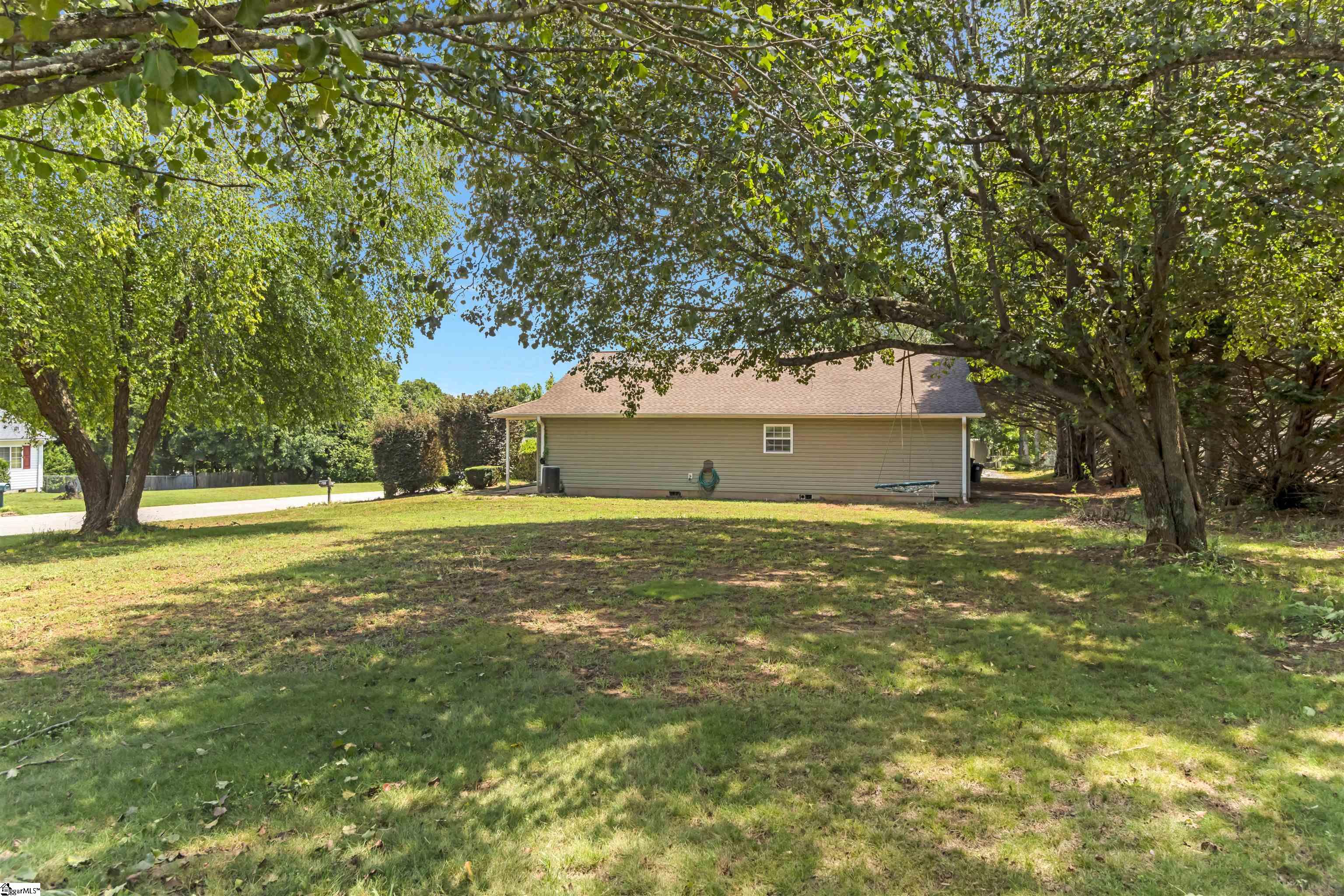 400 Panther Court Greer, SC 29651 - Photo 31 of 34