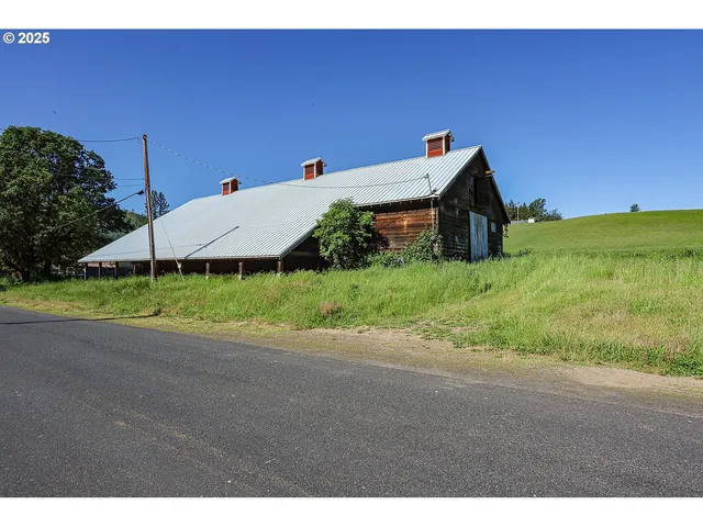 $1,475,000 | Main Street, White Salmon, WA 98672