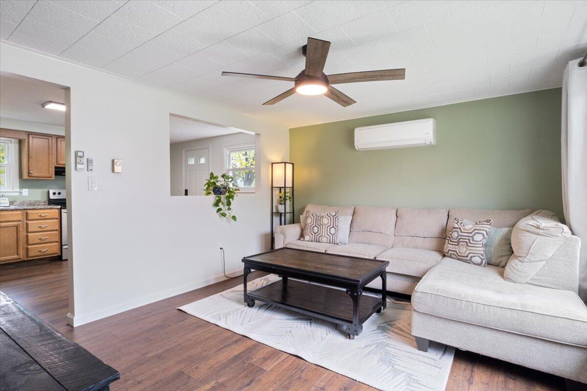 27 Rosewood Circle Springvale, ME 04083 - Photo 9 of 23 04-27_Rosewood_Cir_04