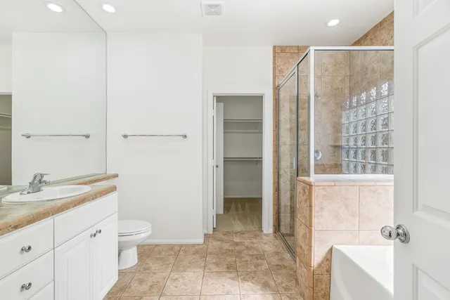 $699,000 | 74101 Academy Lane East, Palm Desert, CA 92211