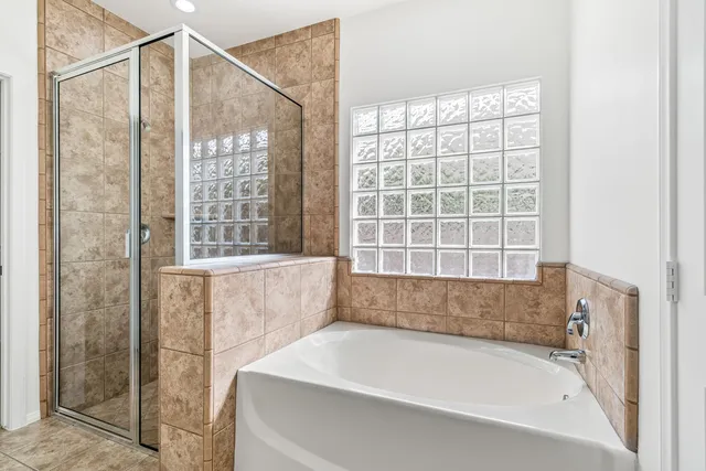 $699,000 | 74101 Academy Lane East, Palm Desert, CA 92211