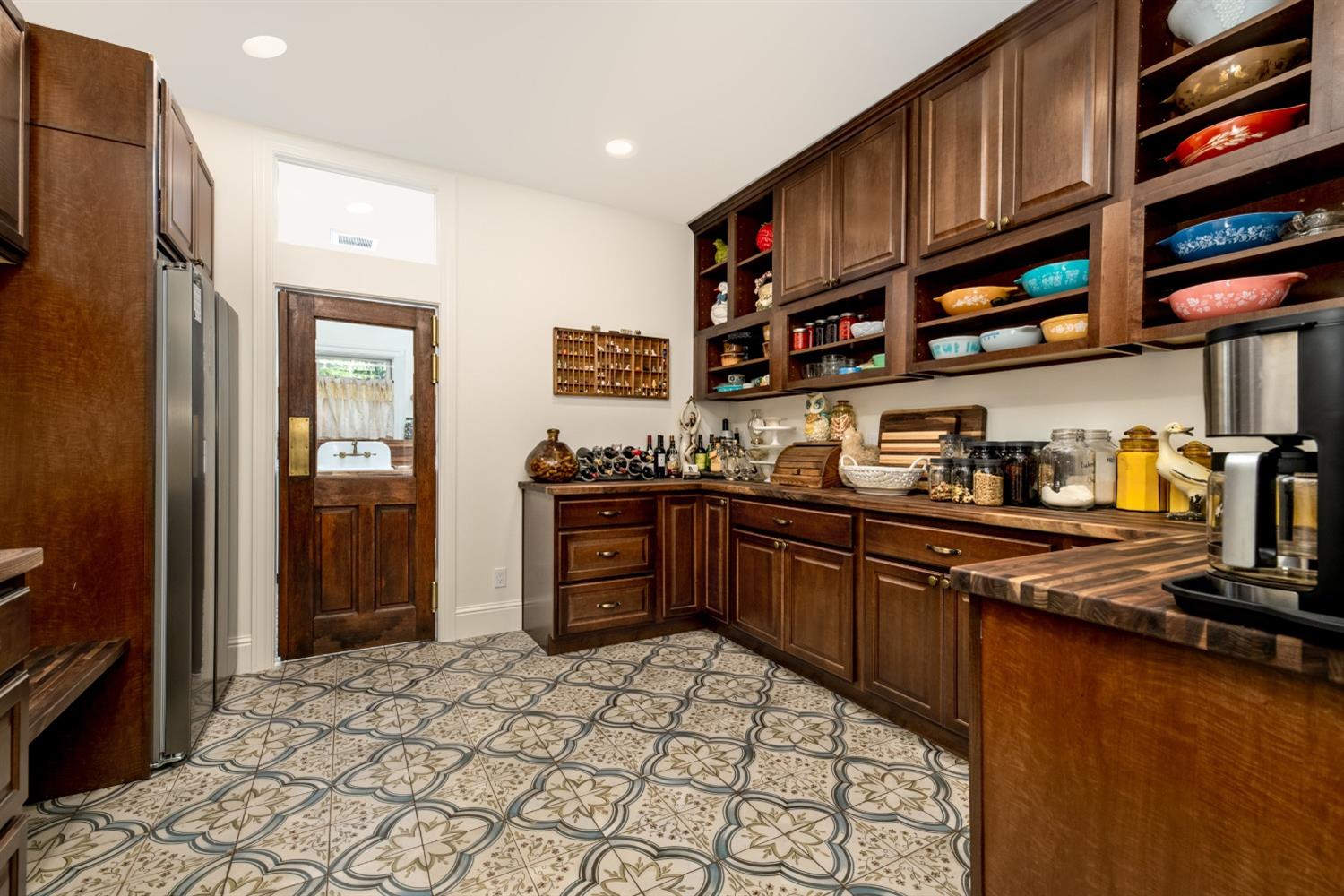 13100 Banner Lava Cap Road Nevada City, CA 95959 - Photo 23 of 93 Butlers Pantry