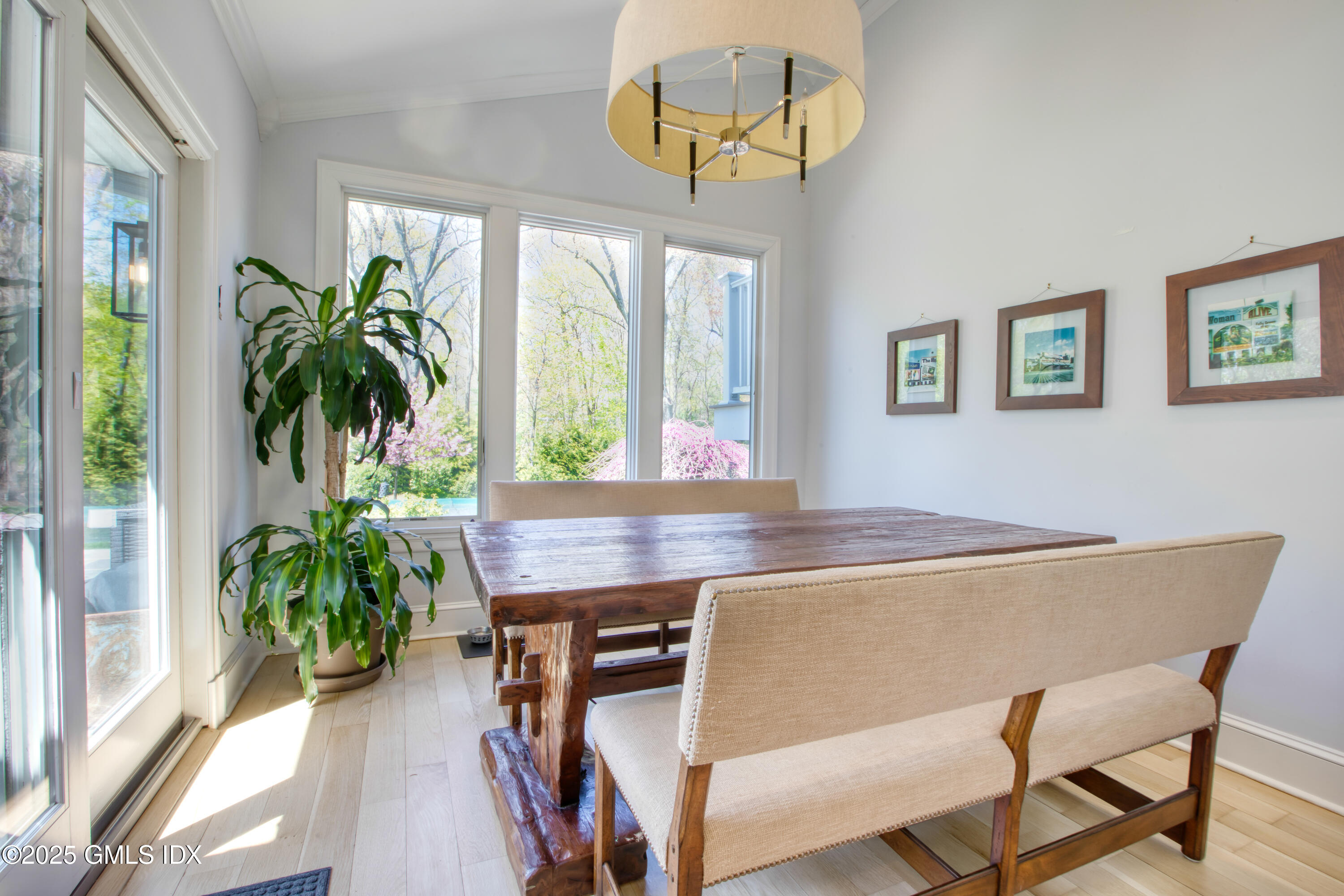 35 Dartmouth Road Cos Cob, CT 06807 - Photo 7 of 27 5