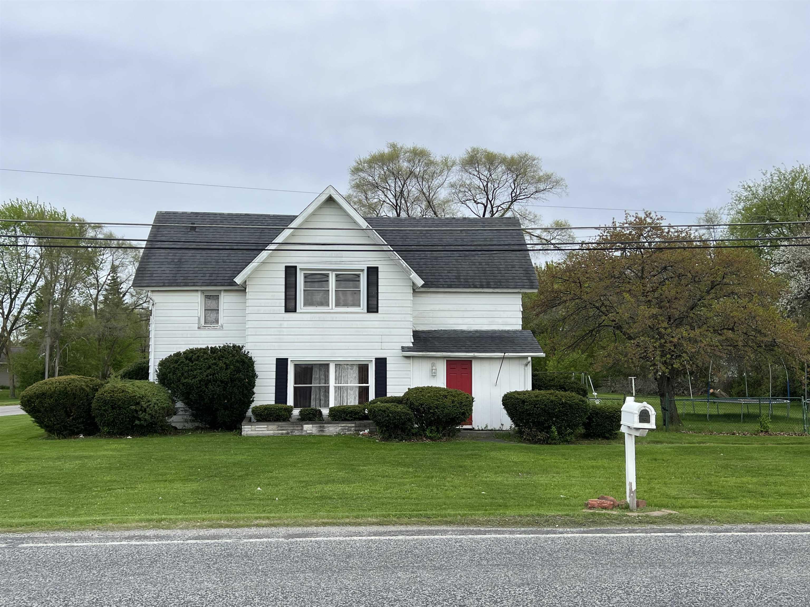 5016 Hess Road Saginaw, MI 48601 - Photo 1 of 33 Gallery Image 1