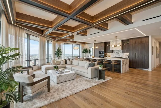 $23,000,000 | 2 Canal Street, Unit 3100, New Orleans, LA 70130